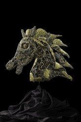 cavallo-con-folta-criniera-2014-60x735